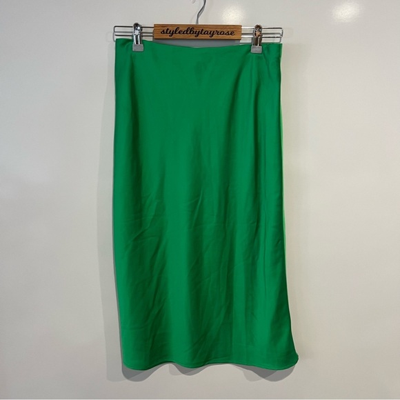 J.Crew A-Line Satin Slip Midi Skirt in Vintage Kelly Green - Picture 3 of 10
